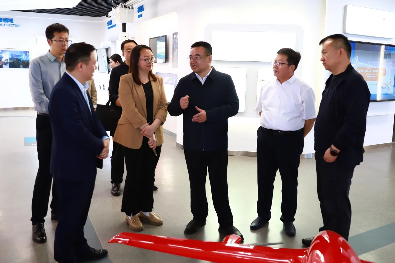 6388290115181940392091565