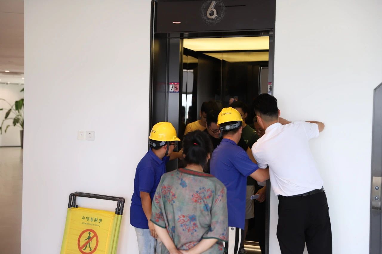 6388637465267792747189525