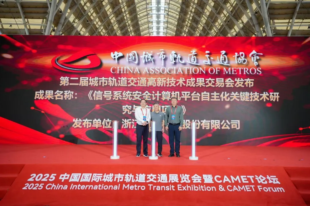 6390314292285034383684446